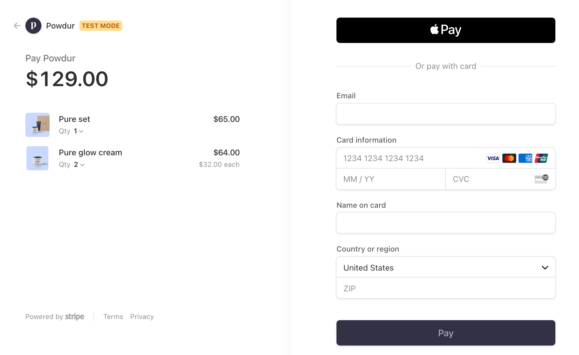 Изображение показывает hosted payment page Stripe с order summary слева и payment form справа; sensitive card data вводится на стороне PSP.